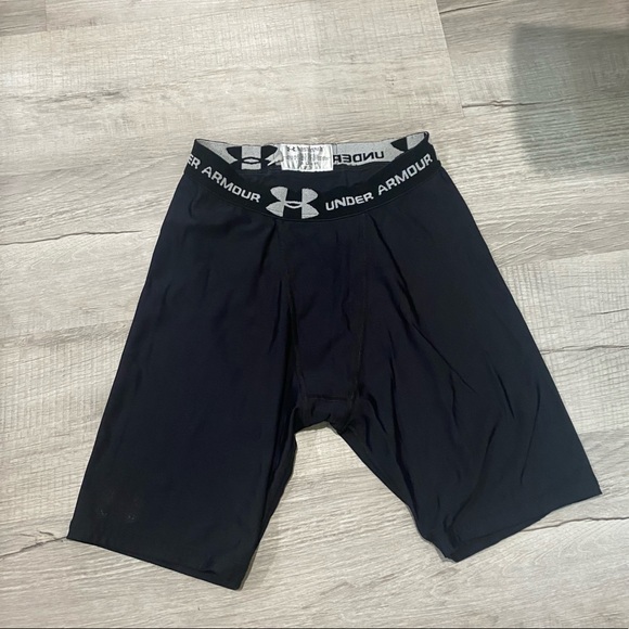 Under Armour Other - Under Armour loose fit heat gear